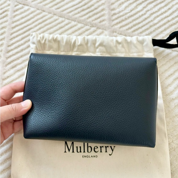 ❌❌SOLD ❌❌MULBERRY Darley Pouch in Navy Blue - Picture 3 of 11